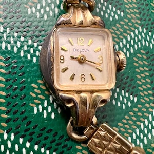 Damen Bulova Uhr Vintage 10K Rolled Vergoldet Schweizer Uhrwerk 17 Jewels Läuft Fantastisch