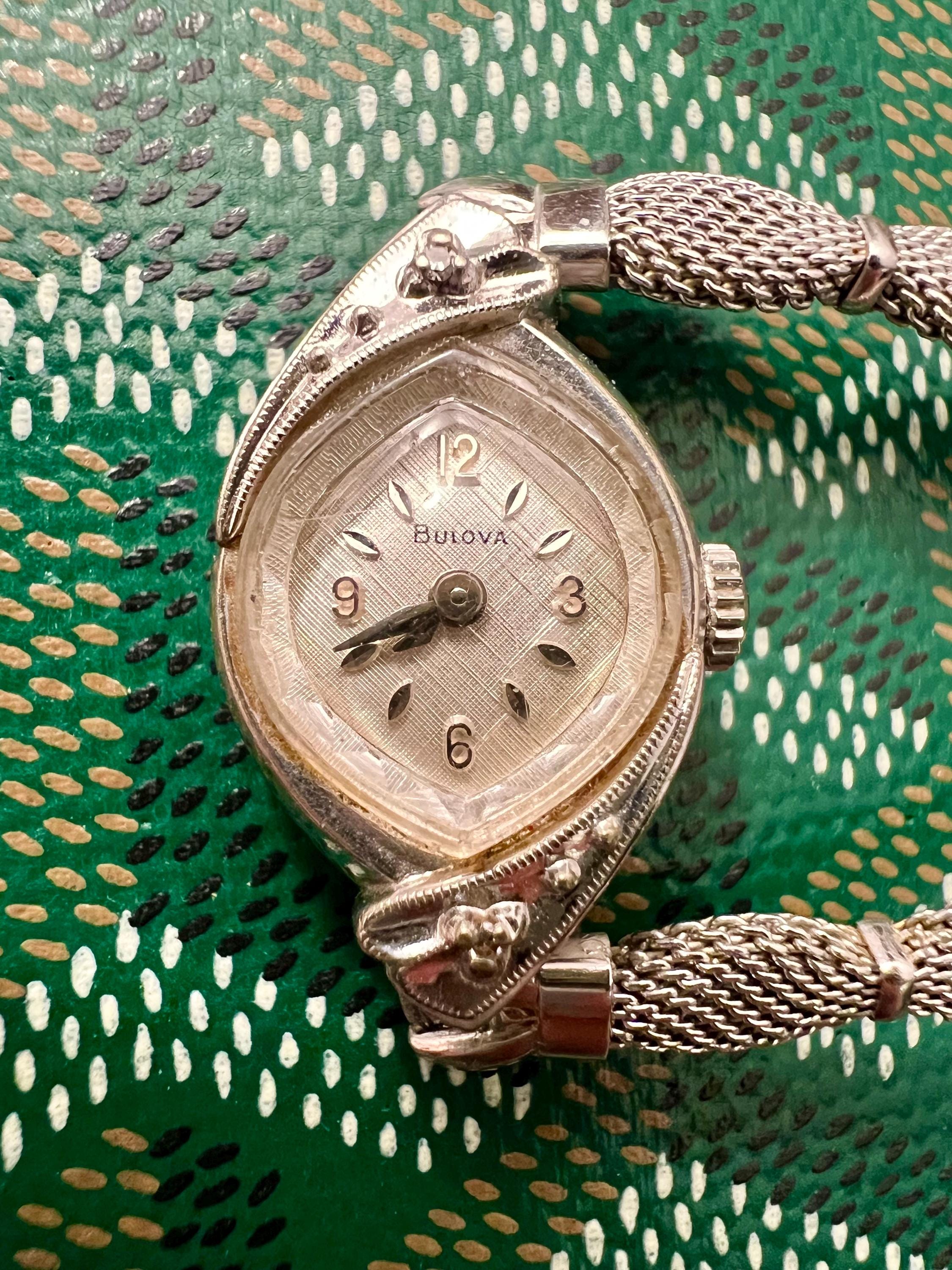 【美品】BULOVA レディース時計　10K ゴールド　ヴィンテージ 腕時計 Bulova Ladies Vintage Two Tone 10K Gold Filled Case Swiss