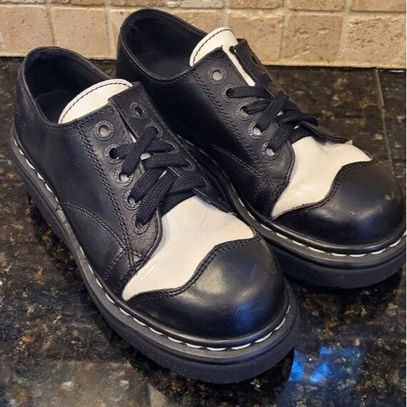 Vintage 90s Doc Martens Black and White Oxford Ch… - image 3