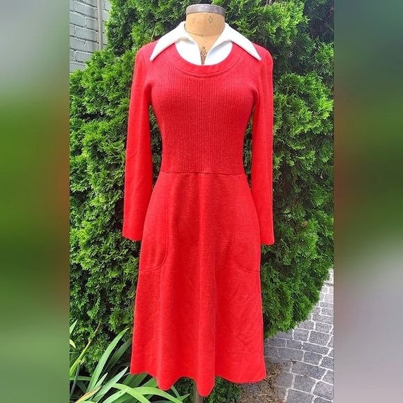 Vintage 60s/70s My Latest Leslie Fay Red Wool wit… - image 1