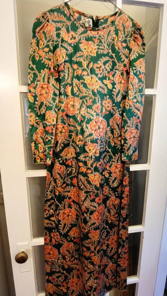 1960s Helen Whiting satin green print maxi gown - image 1