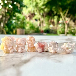 Cute mini animal flower agate crystal carvings, teddy bear, cat, nine-tail fox, and bunny, mini decor