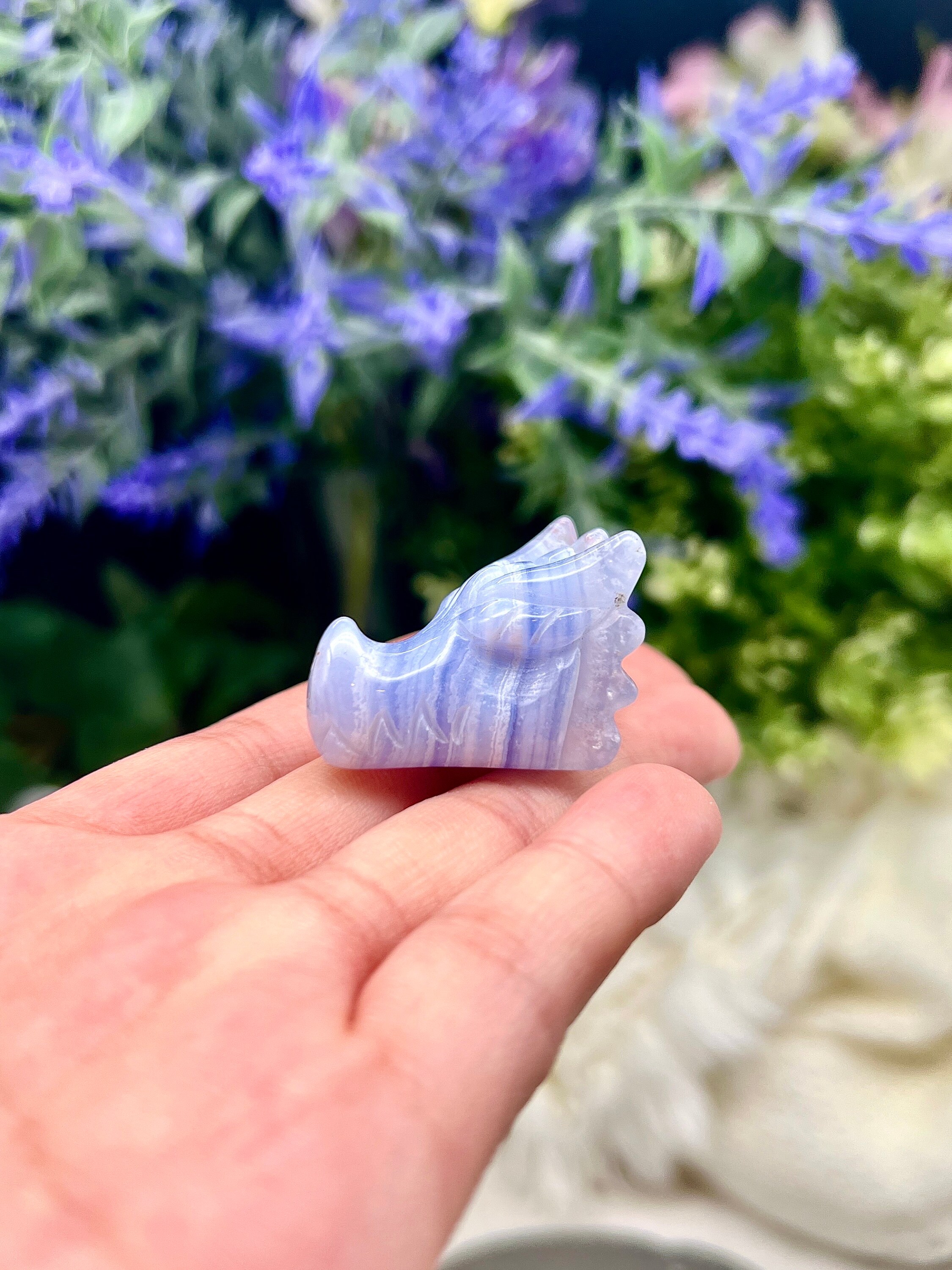 Blue Flower Agate ? Dragon Head factory_crystal_wholesaler | Which Queen shell dragon is  main image 4