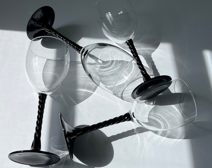 Black Twist Stem Wine Glasses Set of 4 Vintage Glasses Etsy