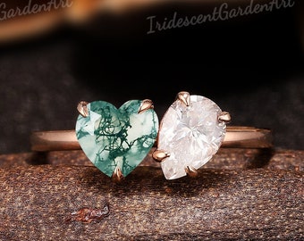 Anillo de ágata de musgo verde natural en forma de corazón Anillo de compromiso de moissanita de pera de oro único Anillo de boda de dos piedras Regalo personalizado para ella