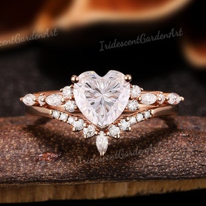 Womens Wedding Heart Ring Set Etsy Canada