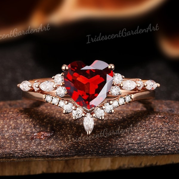 Vintage Heart Red Garnet Engagement Ring Set Unique Solid Gold Moissanite Cluster Wedding Ring Set Gemstone Birthstone Ring Handmade Jewelry