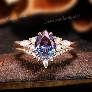 Alexandrite Engagement Ring Set Moissanite Cluster Ring Rose Gold Wedding Rings for Women Anniversary Gift for Her Personalized Jewelry