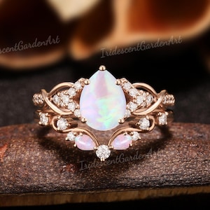 Natural Fire Opal Engagement Ring Set Rose Gold Moissanite Wedding Ring Set Anniversary October Birthstone Ring Dainty Rainbow Opal Jewelry