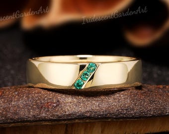 Unique Emerald Mens Wedding Ring Sold Gold Stackable Rings For Men and Women Unisex Wedding Band Anniversary Gift For Him Birthstone Jewelry