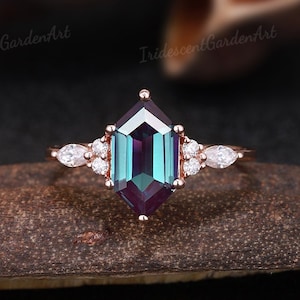 Unique Alexandrite Engagement Ring Art Deco Moissanite Cluster Bridal Ring Dainty Hexagon Cut Color Change Gemstone Wedding Ring For Women