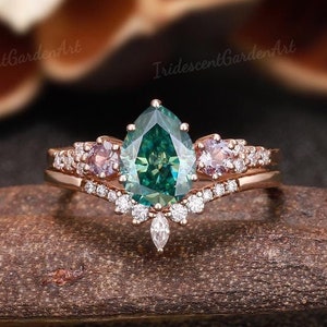 Green Moissanite Engagement Ring Set Alexandrite Ring Rose Gold Green Moissanite Wedding Ring Set Promise Anniversary Ring Personalized Gift