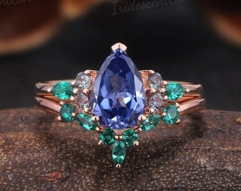 Sapphire Engagement Ring Set Vintage Pear Cut Blue Gemstone Bridal Ring Emerald Stacking Matching Wedding Band Rose Gold Promise Ring Gift
