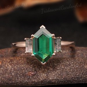 Unique Emerald Engagement Rings Rose Gold Elongated Hexagon Emerald Ring Art Deco Baguette Cut Moss Agate Cluster Wedding Ring Gift For Her