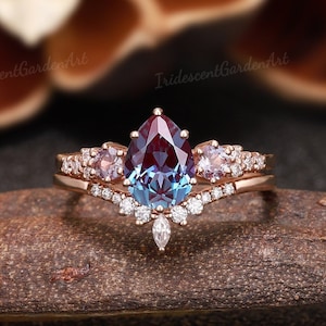 Alexandrite Engagement Ring Set Rose Gold Alexandrite Rings for Women Moissanite Cluster Ring June Birthstone Anniversary Best Gifts For Her