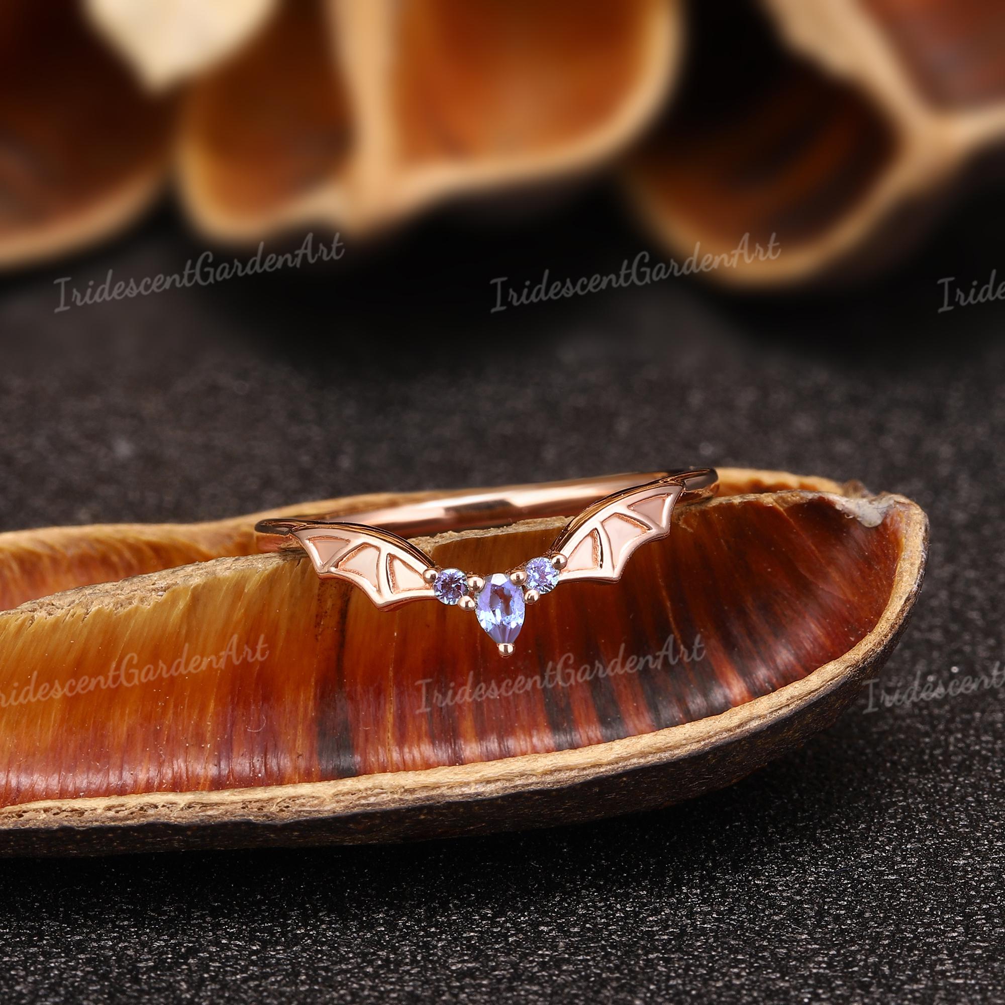 Vampire Alexandrite Stackable Rings for Women Gothic Bat Wings Ring Rose Gold Alexandrite Curved Wedding Band Anniversary Best Gifts for Her