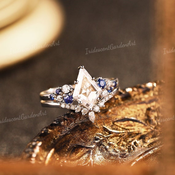 Fiona: Vintage Inspired Pear Diamond Halo Engagement Ring | Ken & Dana  Design