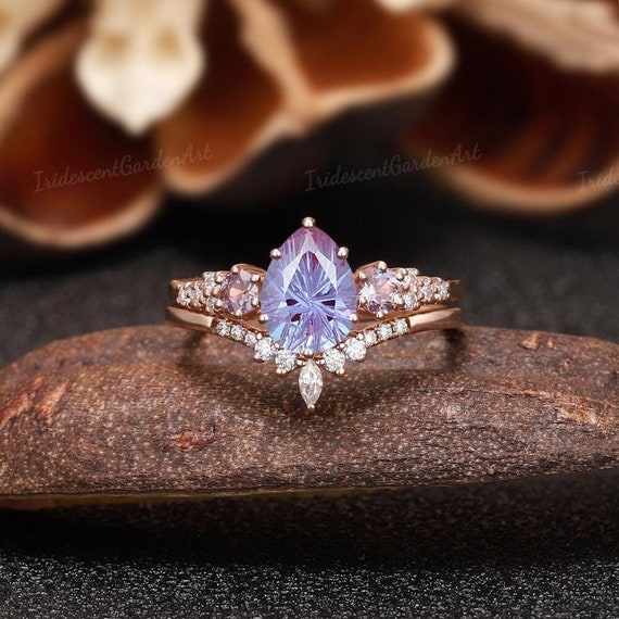 Fireworks Cut Alexandrite Engagement Ring Set Gold Moissanite