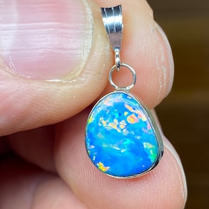 Natürlicher Australischer Opal 14K Weißgold Anhänger