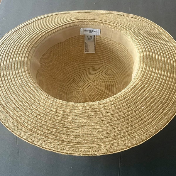 Havana style straw hat