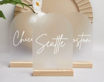 Nombres de mesa de boda, nombre de mesa de acrílico, letrero de mesa, centros de mesa de boda, decoración de boda minimalista moderna, letreros de boda personalizados