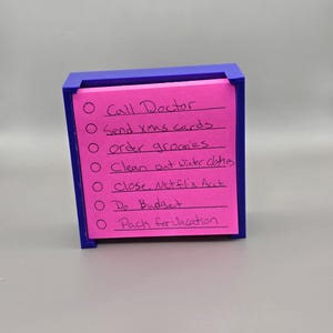 Plaknotitiehouder met lijstsjabloon.