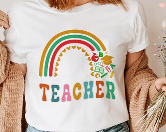 Leraar Rainbow SVG sublimatie, leraar Svg, Retro leraar Svg, leraar Shirt Svg, school Svg, trendy leraar gesneden bestanden Png, Svg, Eps, Dxf