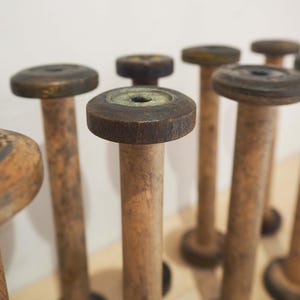Vintage Holz-Textilfabrik-Spulen / Industrie-Spulen (einzeln erhältlich)