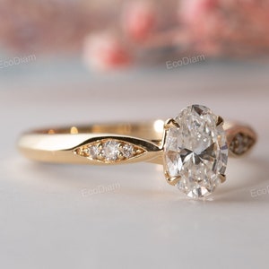 Oval Lab Grown Diamond Engagement Ring, Oval Lab Diamond Anniversary Ring, Oval Brilliant Lab Diamond Ring, Oval Proposal Ring, For Her