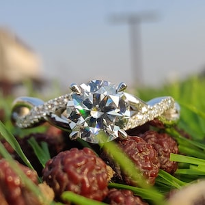 1 CT Round Lab Grown Diamond Engagement Ring, Twisted Shank Wedding Ring for Her, 14K Solid Gold, Unique Bridal, Anniversary Gift,