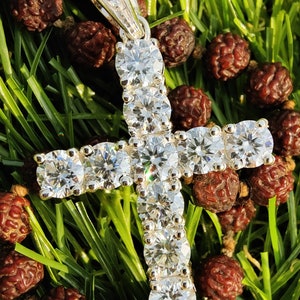 Cross Pendant Round Lab Grown Diamond Cross Pendant For Necklace, Diamond Cross Pendant, Lab Grown Diamond Pendant, Cross Diamond Pendant