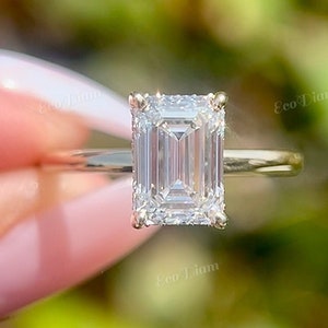 0.5ct エメラルドカット ダイヤモンドリング ラボグロウン