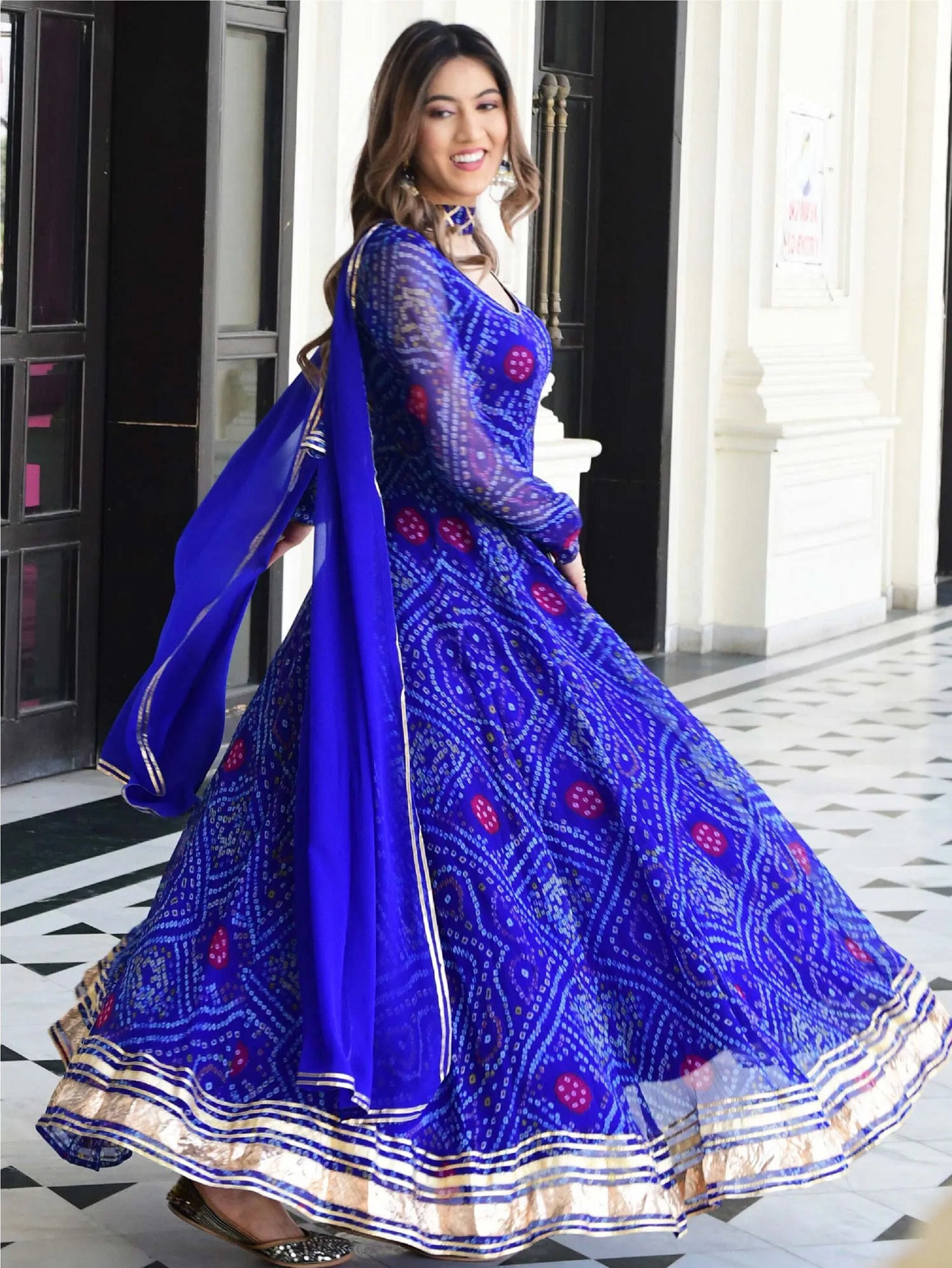 Bandhani print deals churidar