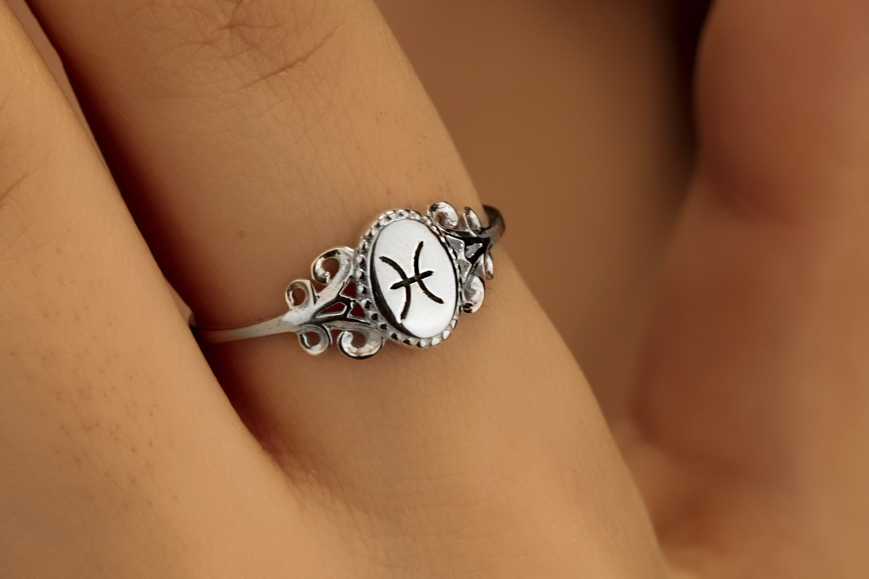 Rose Gold Zodiac Sign Signet Ring for Women | 14K Gold Astrology Horoscope Ring | Engraved Zodiac Jewelry Gifts in Sterling Silver