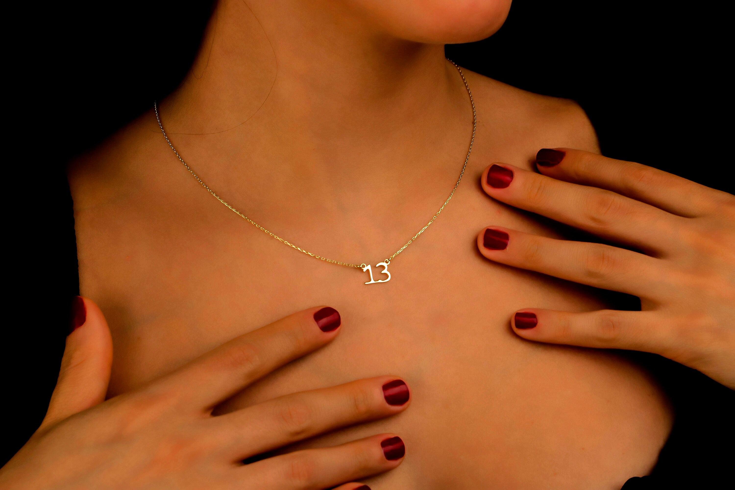 Taylor swifts necklace - Etsy 日本