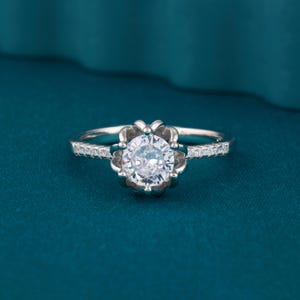 Round Engagement Ring in 14k Solid Gold / 1, 1.5, 2 CT Moissanite Engagement Rings / 4-Prong Solitaire Moissanite Ring /Bridal Promise Ring