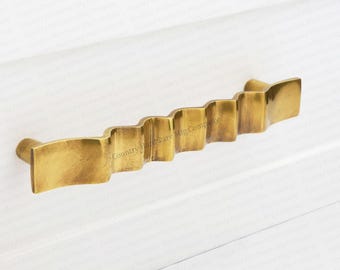 Unlacquered Antique Brass Cascade Pull
