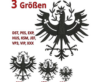 Könnte beinhalten: Drei Größen schwarzer gestickter Bügelbilder mit dem deutschen Adler mit Krone und Lorbeerkranz. Der Text "3 Größen" befindet sich über dem größten Patch. Der Text "DST, PES, EXP, HUS, KSM, JEF, VP3, VIP, XXX" befindet sich unter dem größten Patch. Die Größen der Patches sind 200 mm, 150 mm und 100 mm.