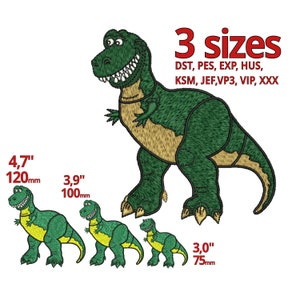 Könnte beinhalten: Drei verschiedene Größen eines gestickten grünen Dinosauriers mit gelbem Bauch. Der größte Dinosaurier ist 12 cm groß, der mittlere Dinosaurier ist 10 cm groß und der kleinste Dinosaurier ist 7,5 cm groß. Der Bildtext lautet "3 Größen" und listet die verfügbaren Dateiformate zum Herunterladen auf: DST, PES, EXP, HUS, KSM, JEF, VP3, VIP, XXX.