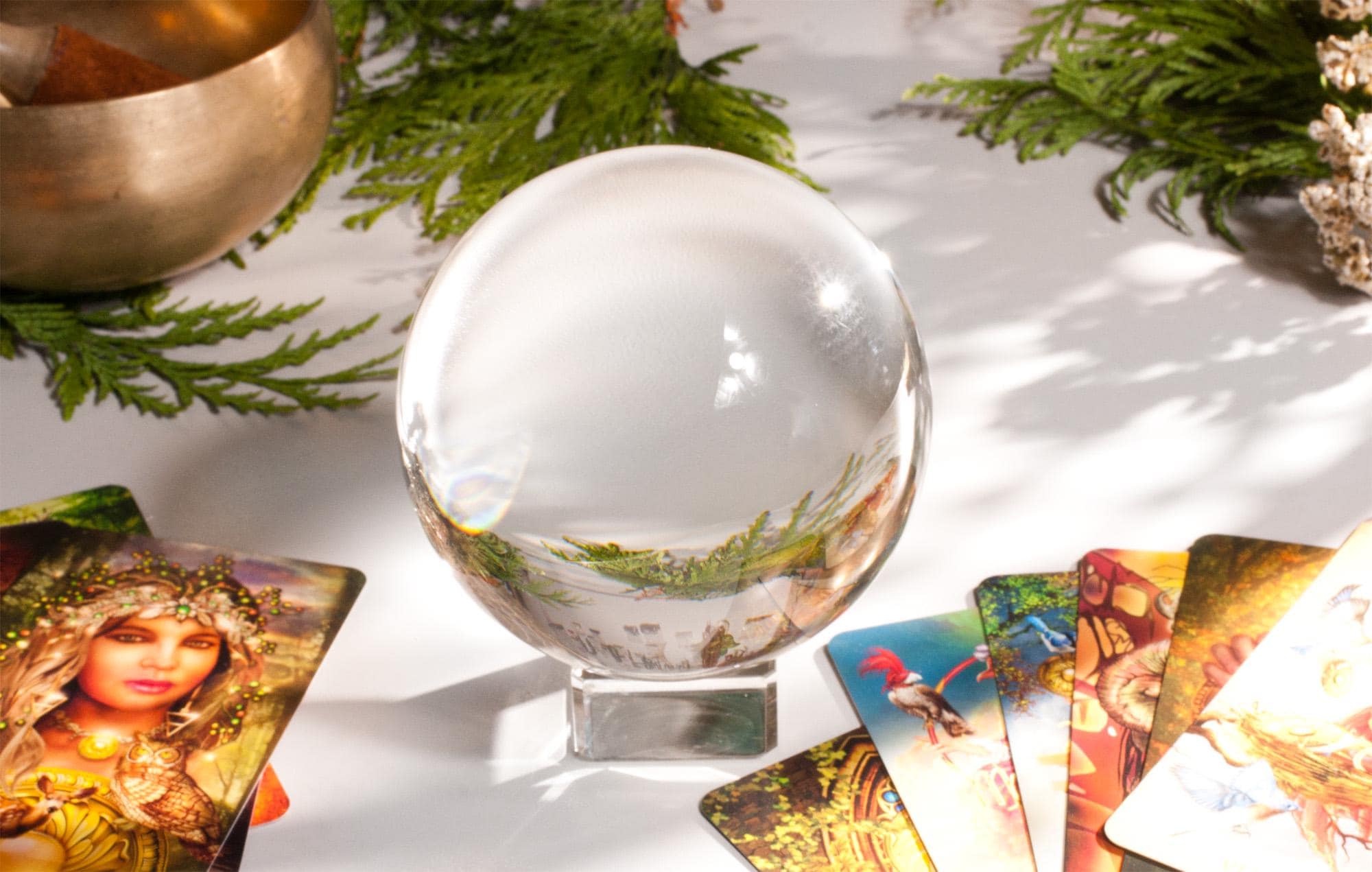 10 cm crystal ball with glass base | Fortune-telling ball | Lead crystal ball with stand | Large crystal ball | Large fortune-telling ball