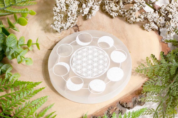 Selenit Ladeplatte | Aufladeplatte Selenit | Selenitplatte mit Mondphasen | Selenit Platte Handarbeit | Ladeplatte Selenit mit Mondphasen