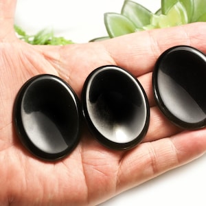 Pietra del pollice di ossidiana | Pietra tascabile di ossidiana | Pietra della preoccupazione di ossidiana | Pietra tascabile di ossidiana nera | Pietra della preoccupazione di ossidiana