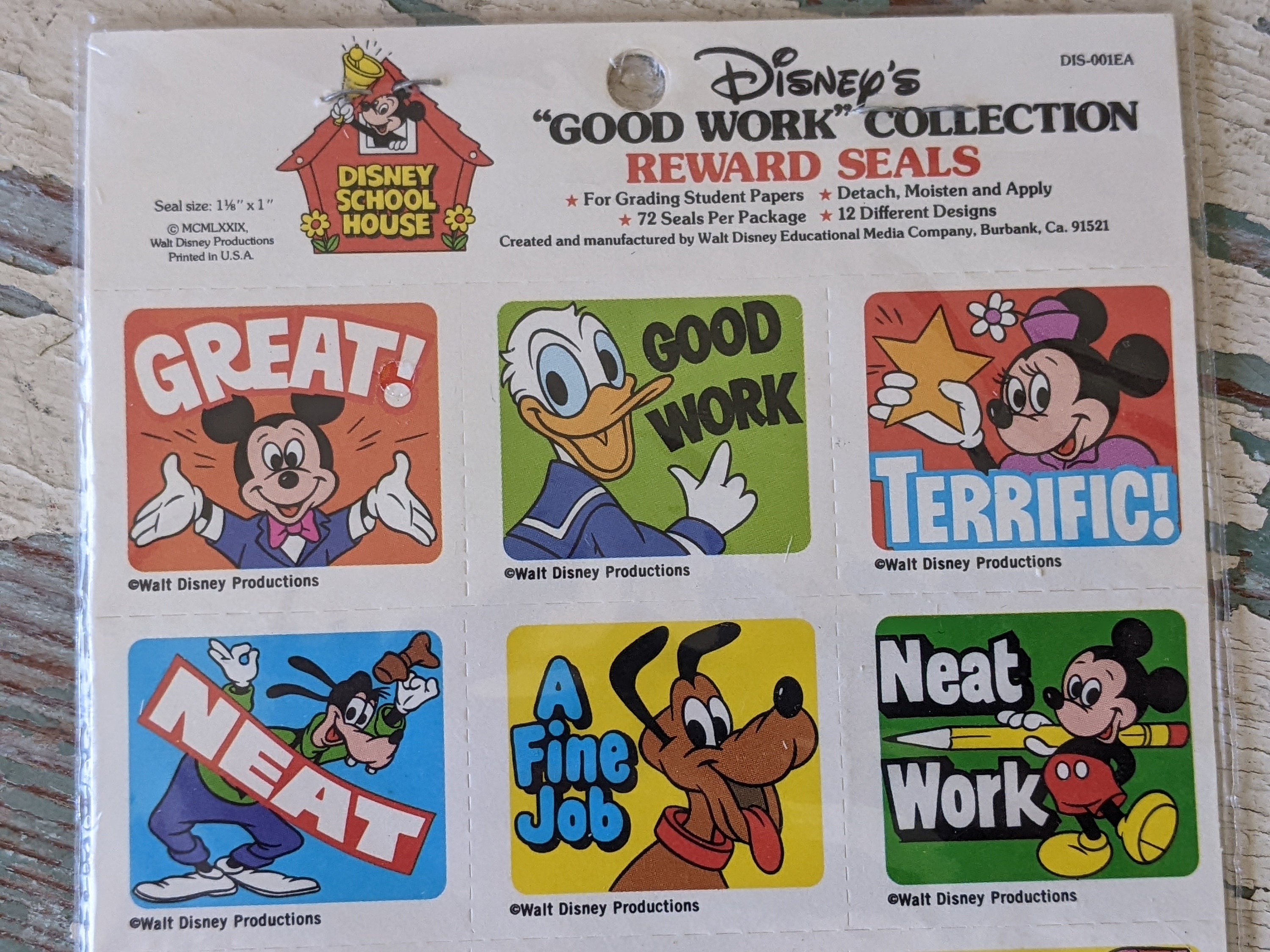 レア・パーク地図『米国ウォルト・ディズニーワールド(1979』&ステッカー中古品 1979 'A GUIDE TO THE MAGIC KINGDOM OF WALT DISNEY WORLD