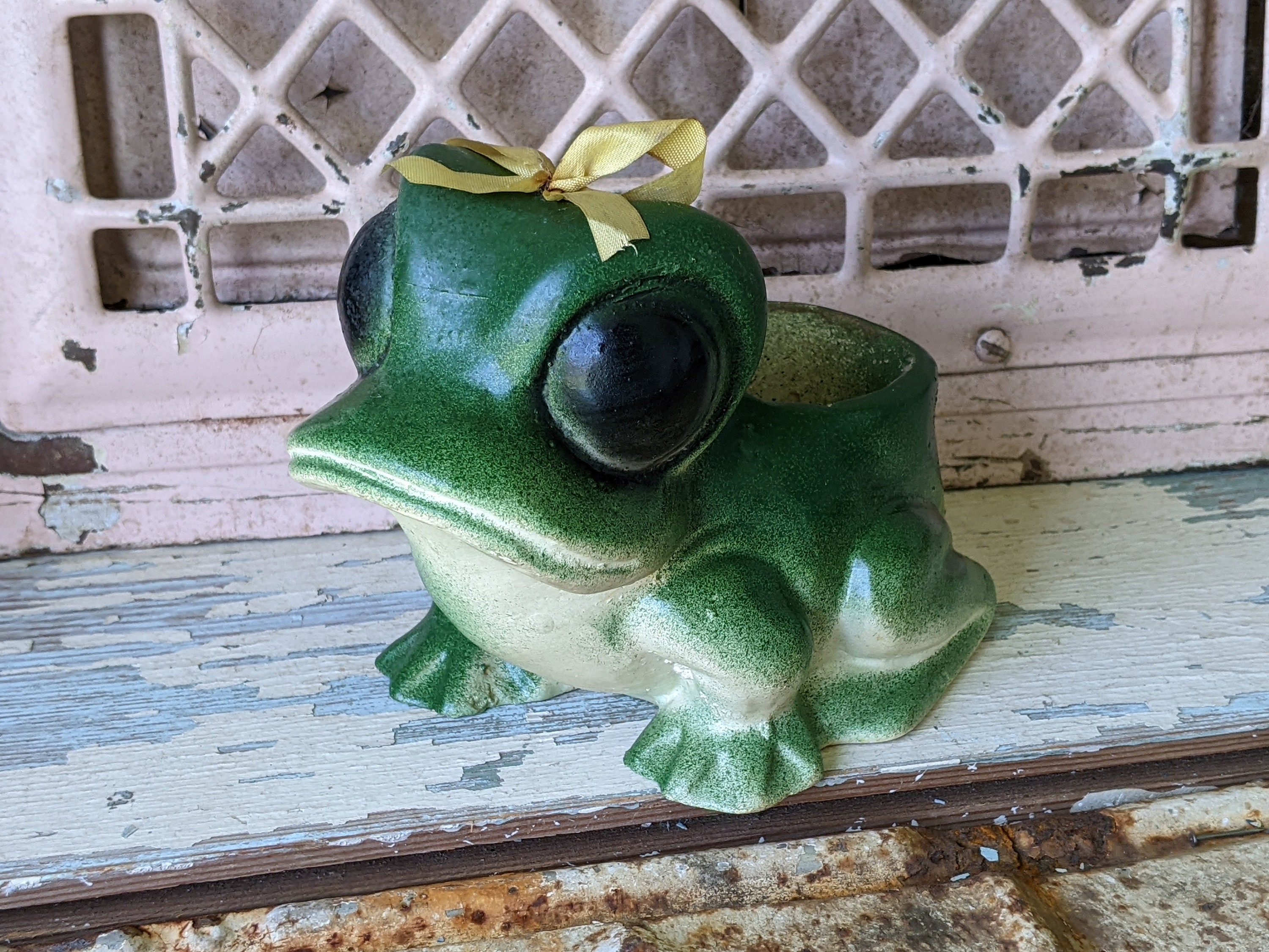 Vintage 1950s Chalkware Big Eyed Frog Planter - Made in Japan - Etsy
