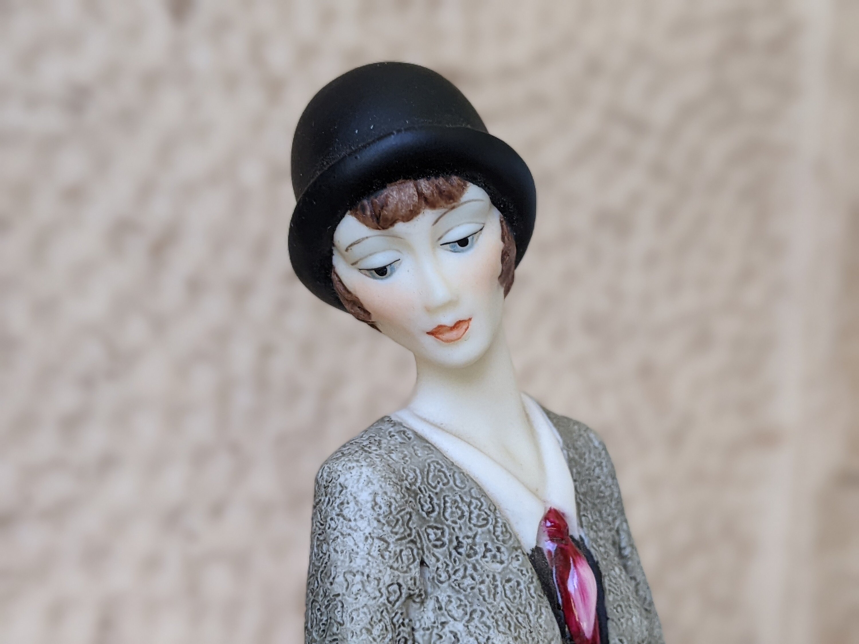 1987 Giuseppe Armani Lady Flowers Florence Italy No. 413C