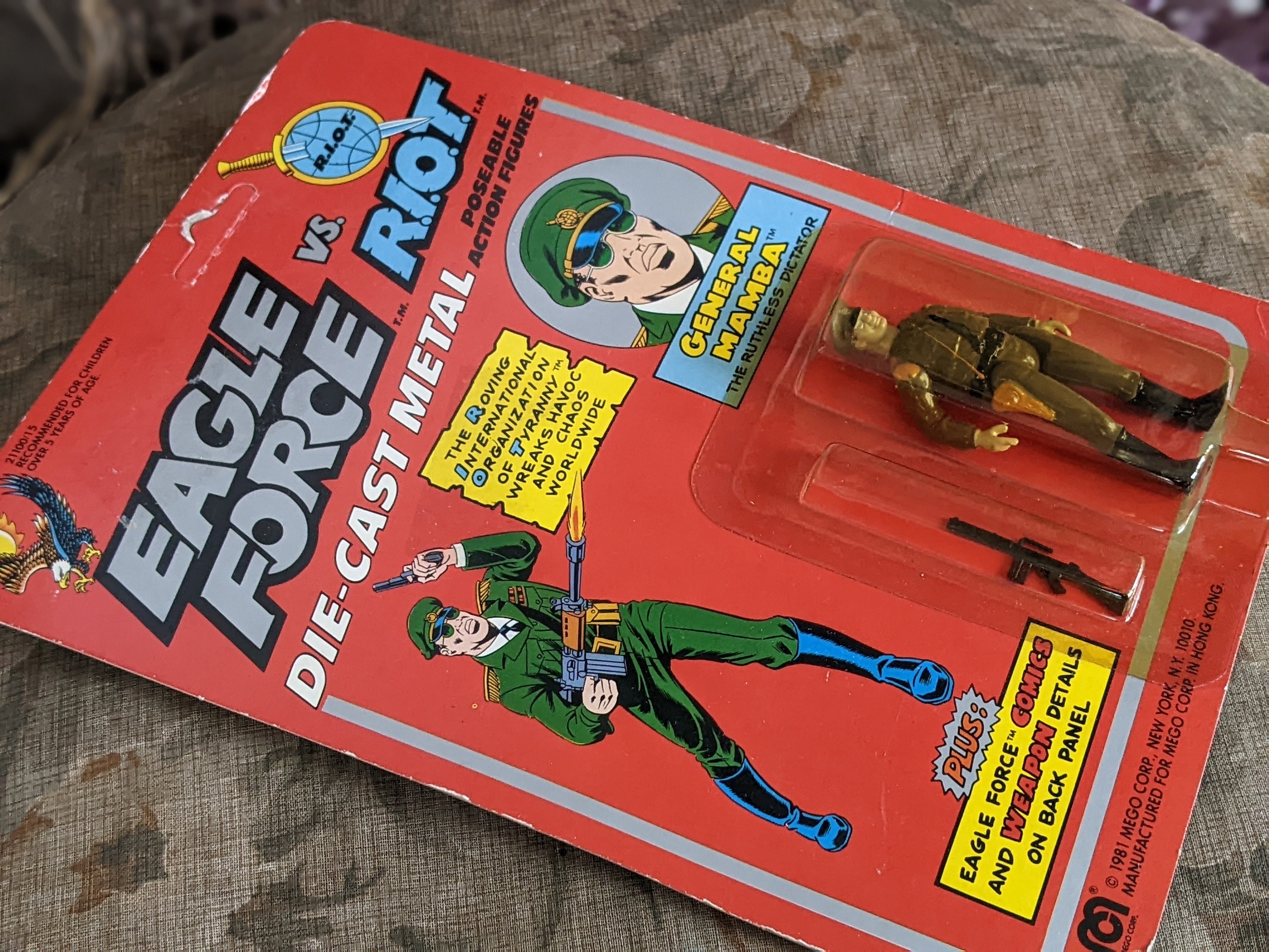 1981 General Mamba of Eagle Force Vs. Riot by Mego