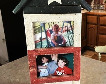 Birdhouse Americana Photo and Shelf