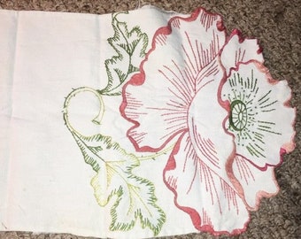 1950s Embroidered Magnolia Flower 12x38 Linen Table Runner