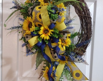 Everyday sunflower wreath for front door, sunflower decor, grapevine sunflower wall decor, summer wreath, housewarming gift, blue and yellow