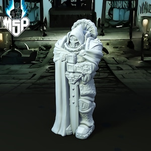 Knight Statue with/without Plinth (6/8 mm) - Statues Of Iron City - 3D Printed Miniature - SciFi - Grimdark - High Detail - Resin